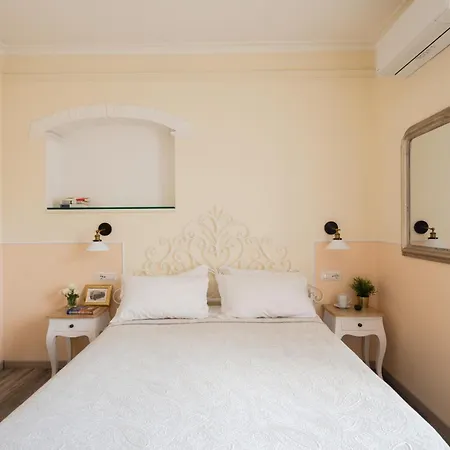 Dante's In Vaticano 2 Bed & Breakfast Rome