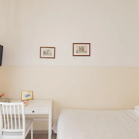 Bed & Breakfast Dante's In Vaticano 2