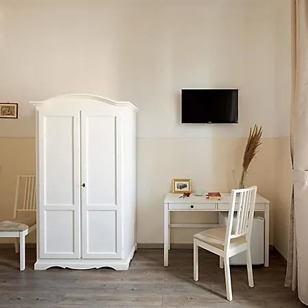 Bed & Breakfast Dante's In Vaticano 2 4*