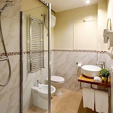 Dante's In Vaticano 2 Bed & Breakfast 4*