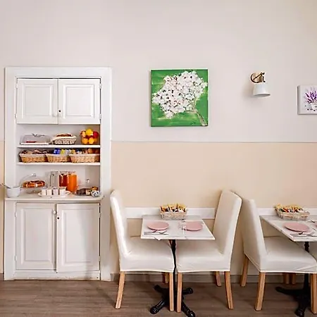 Dante's In Vaticano 2 Couette-café 4*