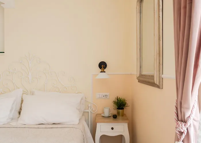 Dante's In Vaticano 2 ベッド・アンド・ブレックファスト 4*