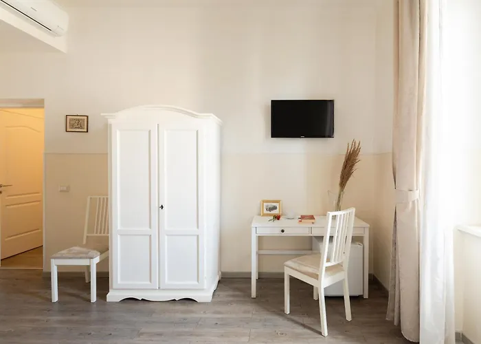 Dante's In Vaticano 2 4*