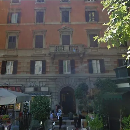 Dante's In Vaticano 2 לינה וארוחת בוקר 4*